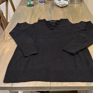 Venus sweater cold shoulder cotton rayon black size x-small excellent condition